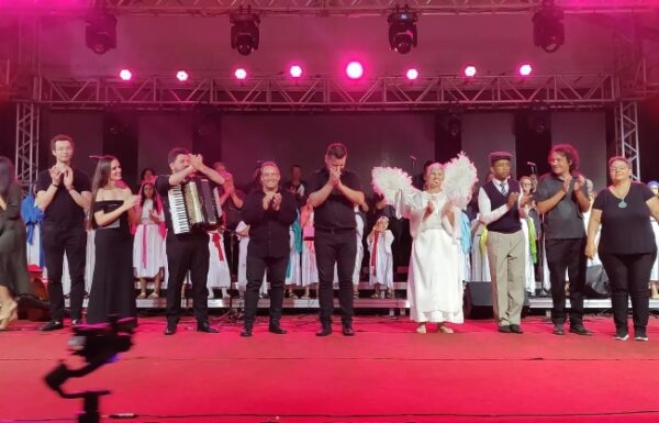 1a parte 6a Noite Cultural do Porto Itapoa - FOTO Julio Penteriche 04