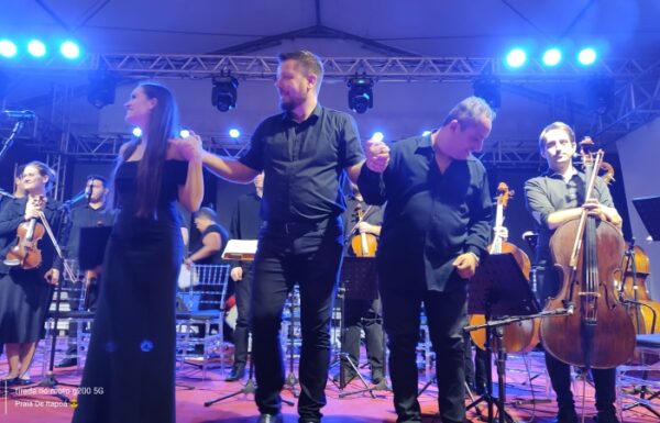 1a parte 6a Noite Cultural do Porto Itapoa - FOTO Julio Penteriche 11