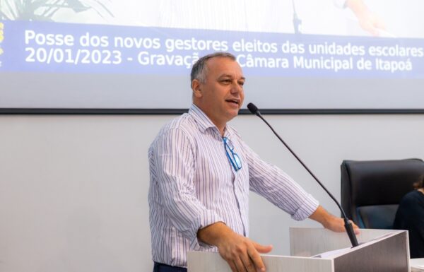 2 - Gestores das escolas municipais de Itapoa tomam posse para exercicio 2023-2026