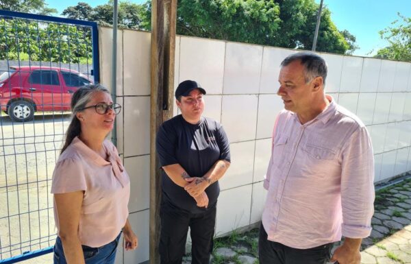 Vigilantes contratados pela Prefeitura iniciam atividades em Escolas Municipais de Itapoa 5