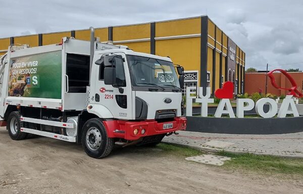 Caminhao de lixo foto Surbi Divulgacao