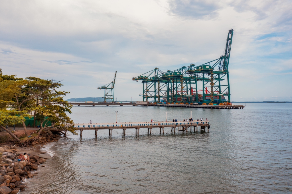 Porto se une ao movimento para reducao da pegada ambiental e realiza acoes nesta segunda (Tribuna de Itapoa)