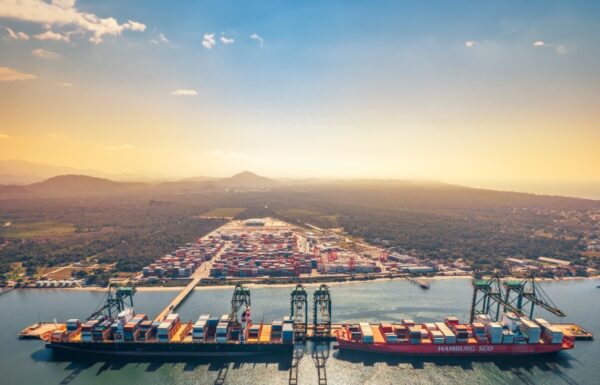 2 - Porto Itapoa bate recorde mensal de movimentacao pela terceira vez em 2023 (Tribuna de Itapoa)