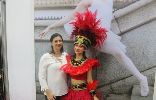 Dancarina de Itapoa que se destacou no Festival de Danca de Joinville celebra seus 15 anos 1