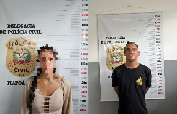 Homem e mulher sao presos por trafico de drogas em Itapoa 1