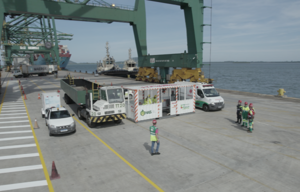 Porto Itapoa desenvolve internamente gaiola de emergencia exclusiva para resgate 7 (Tribuna de Itapoa)