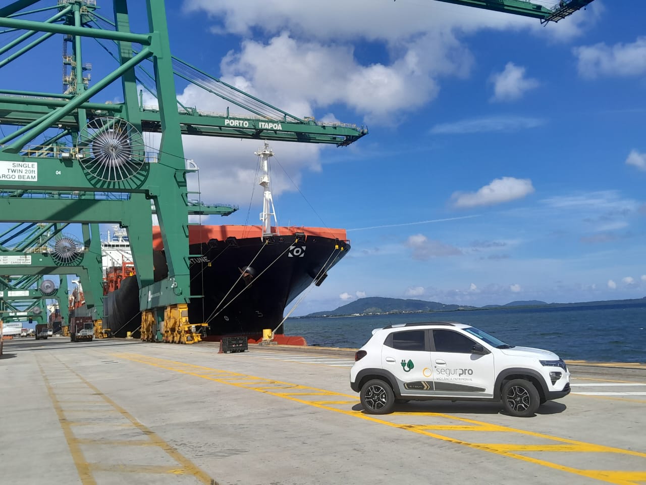 Patrulhas motorizadas do Porto Itapoa serao feitas por veiculo eletrico