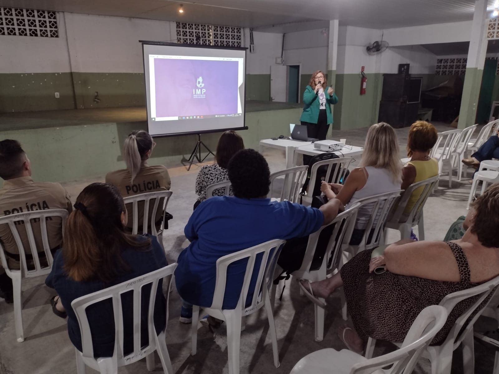 Porto Itapoa promove encontro com palestras sobre prevencao a violencia domestica