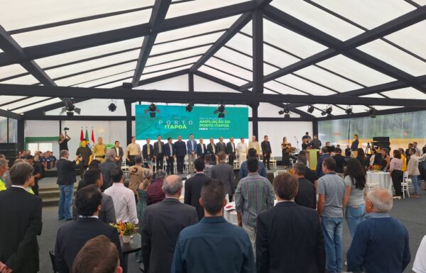 Porto Itapoa inaugura 3a fase de expansao com investimentos de RS 815 milhoes 16