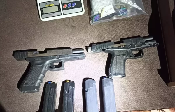 Suspeitos de homicídio em Itapoa sao presos 3