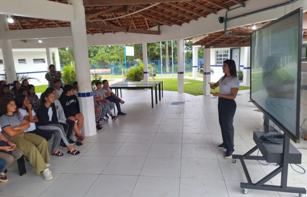 Escola do Pontal recebe palestra sobre a consciencia ambiental no descarte de residuos 05 (Tribuna de Itapoa)