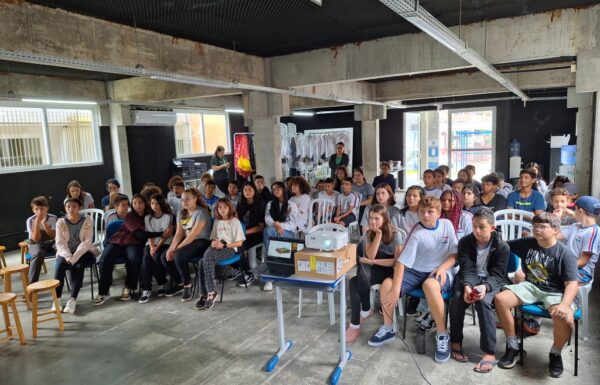 Palestra Surbi Escola Ayrton Senna 06 (Tribuna de Itapoa)