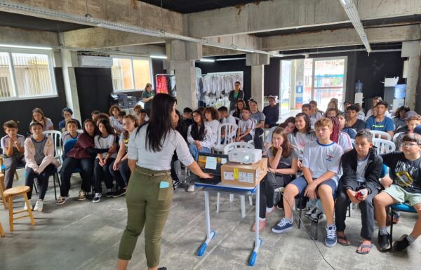 Palestra Surbi Escola Ayrton Senna 07 (Tribuna de Itapoa)