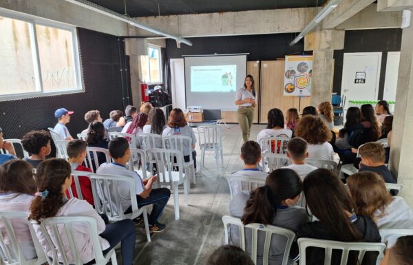 Palestra Surbi Escola Ayrton Senna 08 (Tribuna de Itapoa)