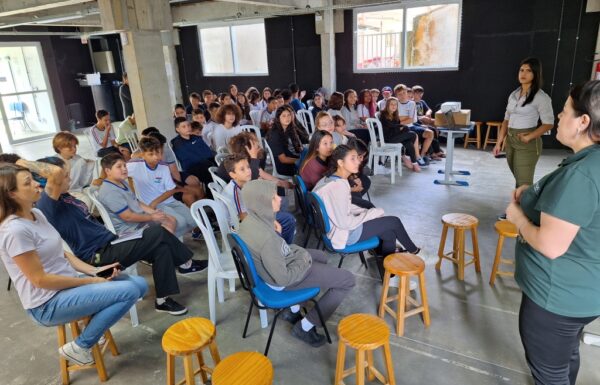 Palestra Surbi Escola Ayrton Senna 10 (Tribuna de Itapoa)