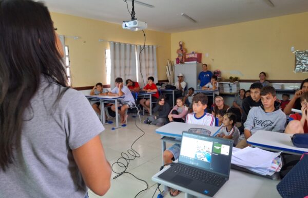 Escola Alberto Speck recebe palestra sobre a consciencia ambiental no descarte de residuos 15 (Tribuna de Itapoa)
