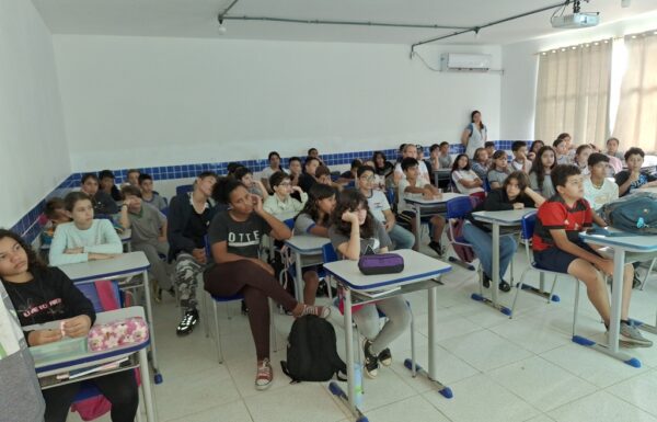 Escola Frei Valentim recebe palestra sobre a consciencia ambiental no descarte de residuos 14 (Tribuna de Itapoa)