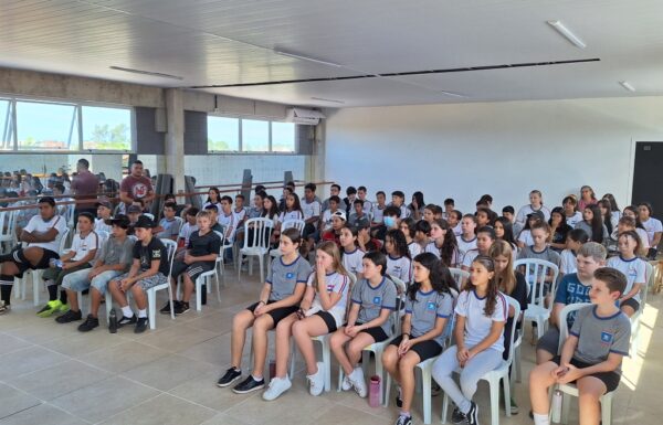 Escola da Barra recebe palestra sobre a consciencia ambiental no descarte de residuos 04 (Tribuna de Itapoa)