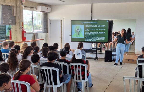 Escola da Barra recebe palestra sobre a consciencia ambiental no descarte de residuos 10 (Tribuna de Itapoa)