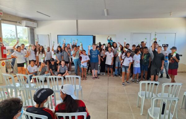 Escola da Barra recebe palestra sobre a consciencia ambiental no descarte de residuos 16 (Tribuna de Itapoa)