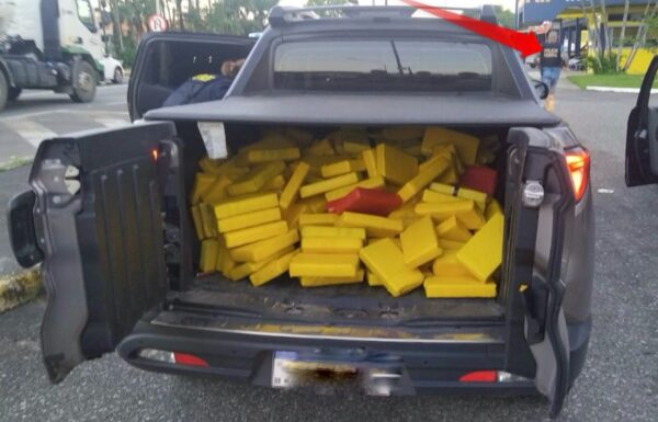 PF deflagra operacao de combate ao trafico transnacional de drogas em portos no sul do pais 06