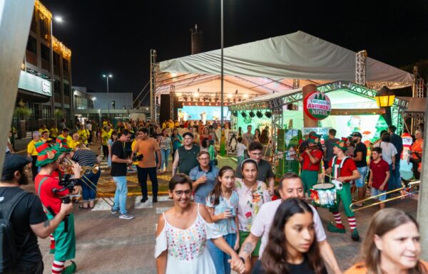 8a Noite Cultural do Porto Itapoa 02 (Tribuna de Itapoa)