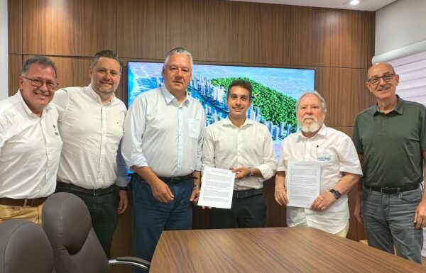 Primeiras incorporadoras assinam com a Riviera Santa Maria 2