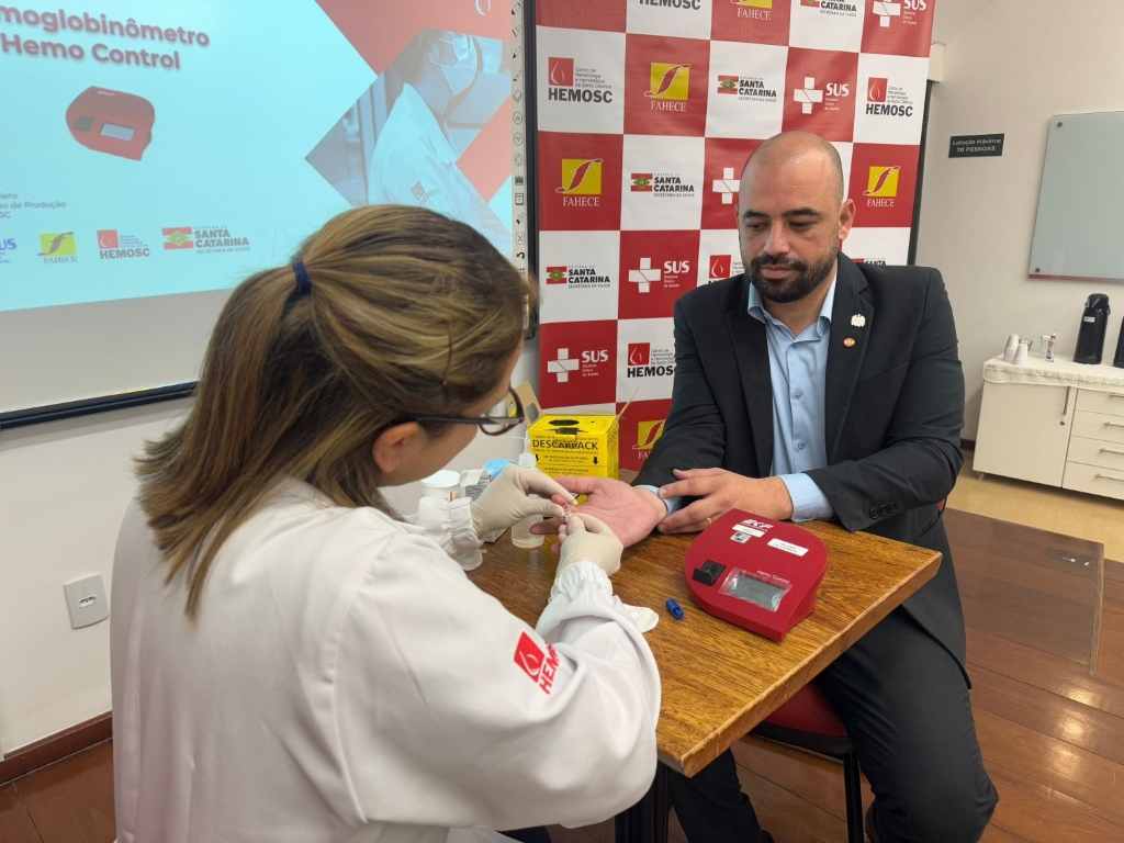 Estado de SC envia aparelhos que determinam a gravidade da dengue para 33 municipios 1 (Tribuna de Itapoa)