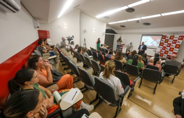 Estado de SC envia aparelhos que determinam a gravidade da dengue para 33 municipios 2 (Tribuna de Itapoa)