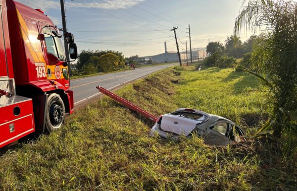 Motorista encontrado morto tres horas apos acidente no Contorno de Garuva 2