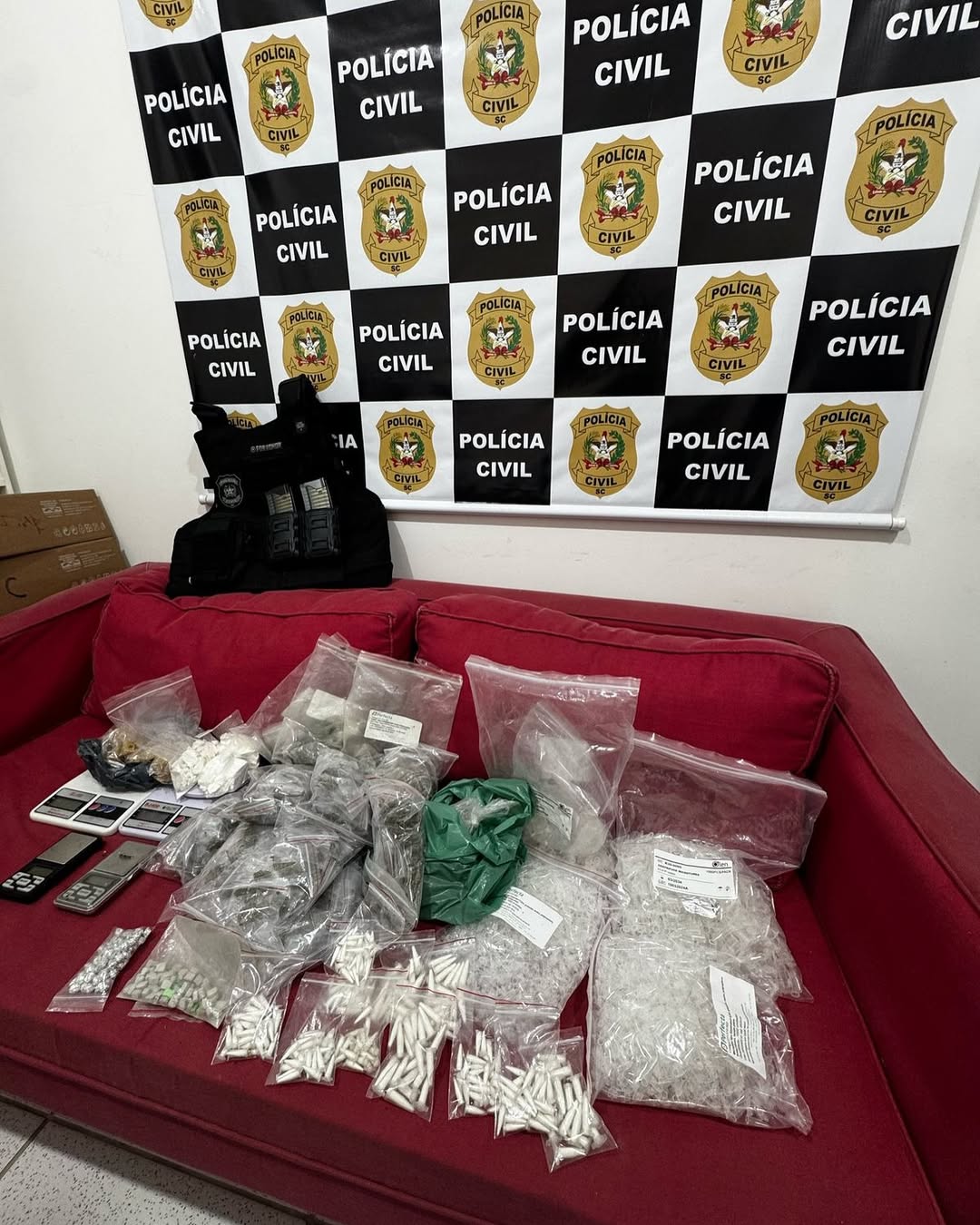 Polícias Civil e Militar de Itapoa realizam operacao contra o trafico de drogas 2