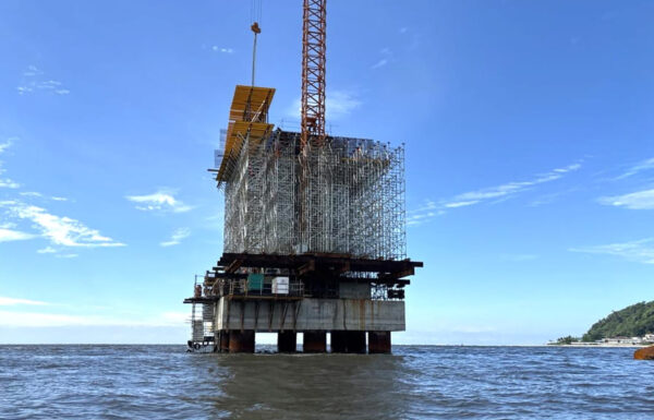 Comeca construcao da superestrutura da parte estaiada da Ponte de Guaratuba 4 (Tribuna de Itapoa)