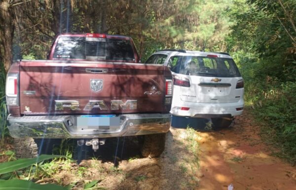Policia revela novos detalhes sobre a ocorrencia de roubo de carros de luxo em Jaragua do Sul 09 (Tribuna de Itapoa)