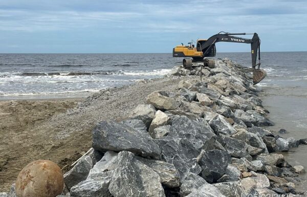 Obras dos Molhes do rio Sai Mirim avançam em Itapoá com conclusão prevista para setembro 5