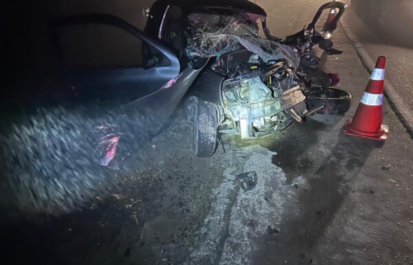 Grave acidente entre carro e caminhao na SC-417 deixa uma vitima fatal em Garuva 2