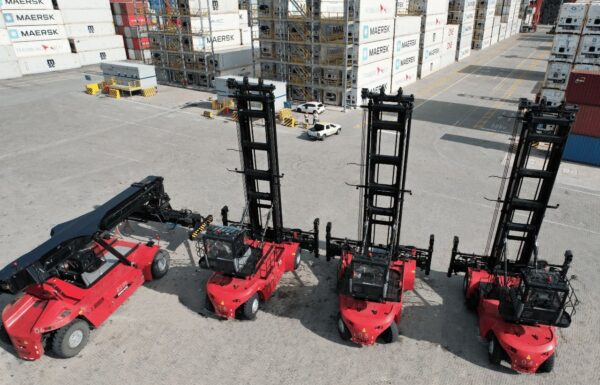 Nova frota elétrica e certificação I-REC reforçam sustentabilidade do Porto Itapoa - Capa Tribuna de Itapoa