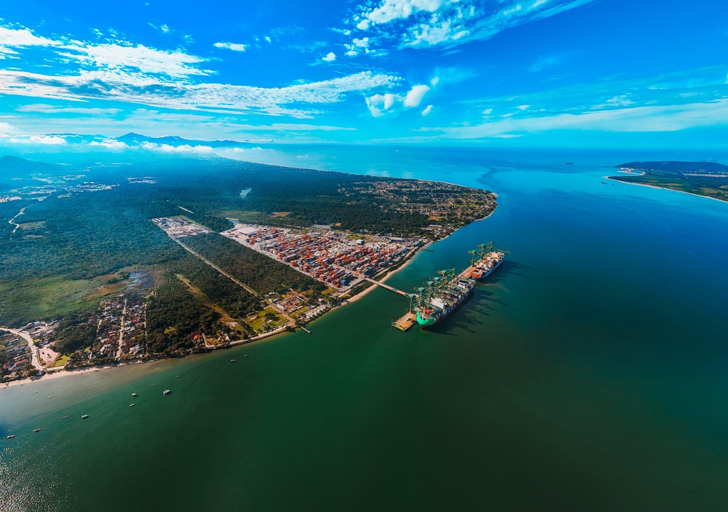 Porto Itapoa comemora 14 anos com marco historico de 10 milhoes de conteineres movimentados 1