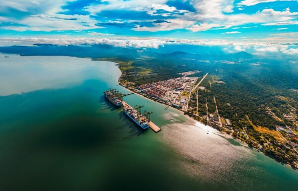 Porto Itapoa comemora 14 anos com marco historico de 10 milhoes de conteineres movimentados 2