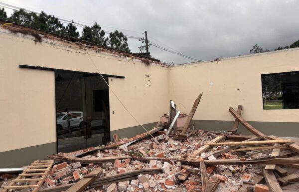 Acidente em obra de igreja deixa um trabalhador morto em Garuva 2