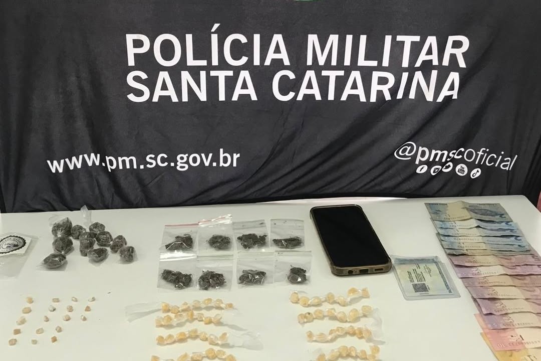 Acoes policiais resultam em prisoes e cumprimento de mandados em Itapoa - Capa Tribuna de Itapoa