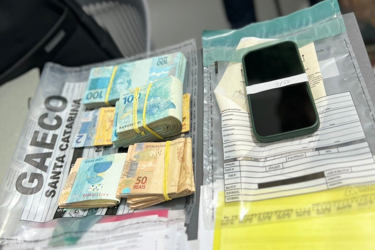 GAECO deflagra operacao contra organizacao social que gerencia, entre outras, a UPA de Itapoa - Capa Tribuna de Itapoa