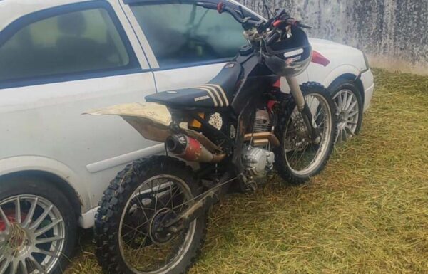 Homem preso por adulteracao de veiculo apos perseguicao em Itapoa 3