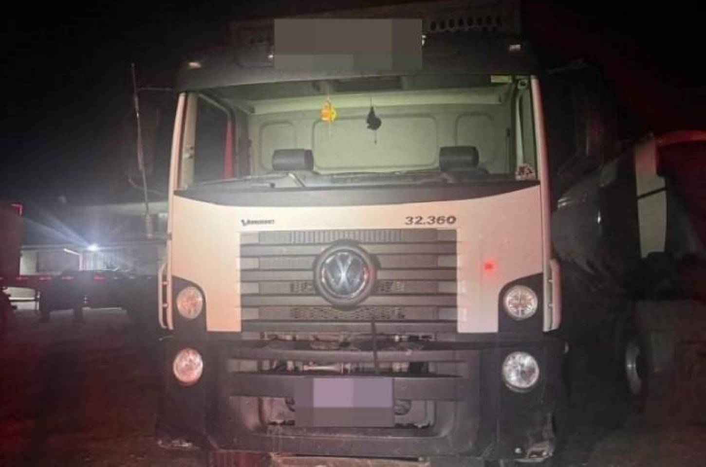 Motorista preso na BR-101 em Garuva apos perseguicao a caminhao furtado