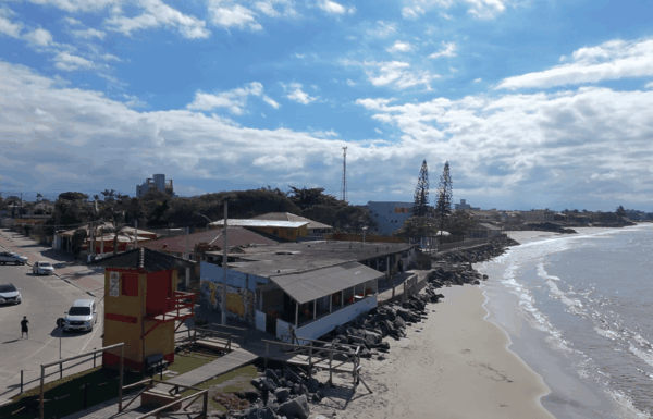 Prefeitura de Itapoa decreta situacao de emergencia apos erosao costeira 2 - Capa Tribuna de Itapoa