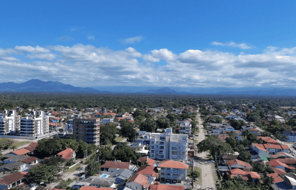 Rainha - Face Oeste - Itapoa - Foto aerea - 19-07-2025