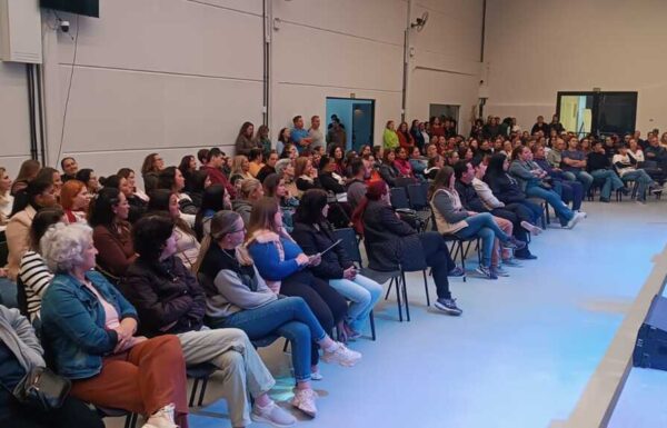 Magisterio de Itapoa realiza ato por valorizacao e reajuste salarial 1