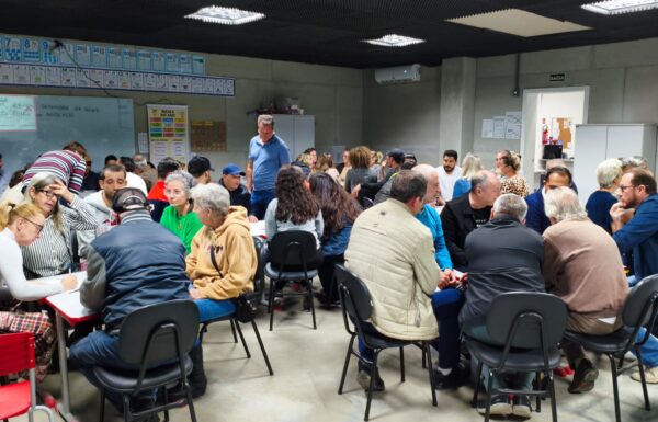Reuniao comunitaria discute Plano de Mobilidade Urbana de Itapoa 11