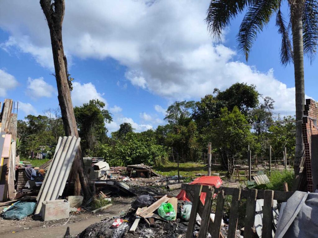 Operacao identifica ocupacoes irregulares e possiveis crimes ambientais no Samambaial 1