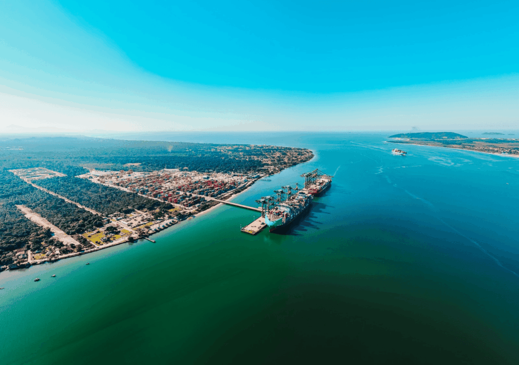 Porto Itapoa o maior terminal de conteineres do Sul e o 3o do Brasil no ranking da ANTAQ - Capa Tribuna de Itapoa