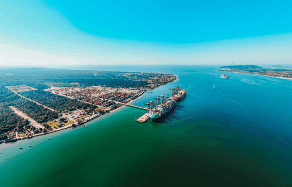 Porto Itapoa o maior terminal de conteineres do Sul e o 3o do Brasil no ranking da ANTAQ - Capa Tribuna de Itapoa